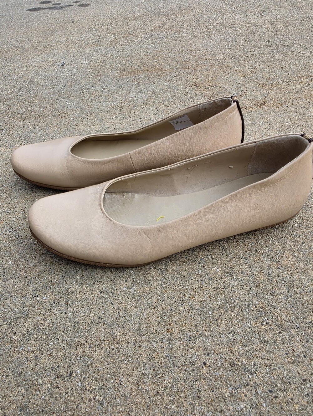 Naturalizer Balance Nude Leather Ballet Flats Women's Size 8M Beige Comfort Shoe